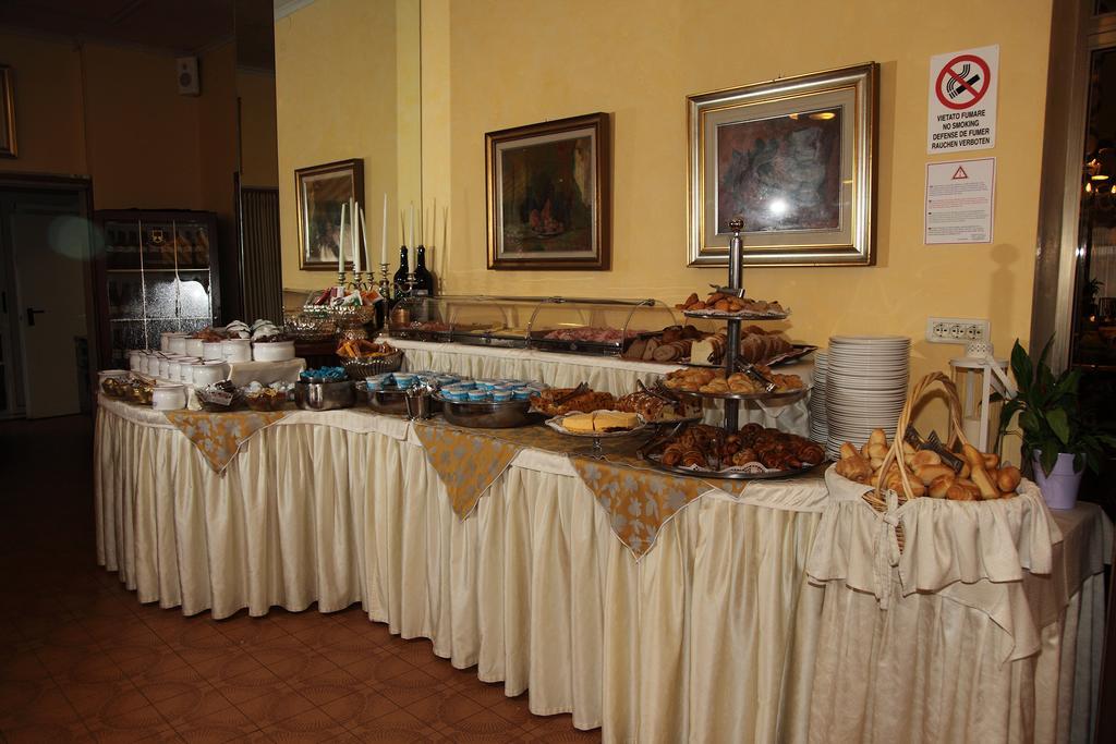Hotel Diana Grado Exterior photo